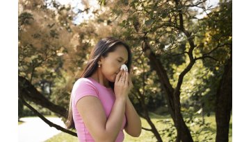 Allergie primaverili: rimedi e consigli per affrontarle al meglio